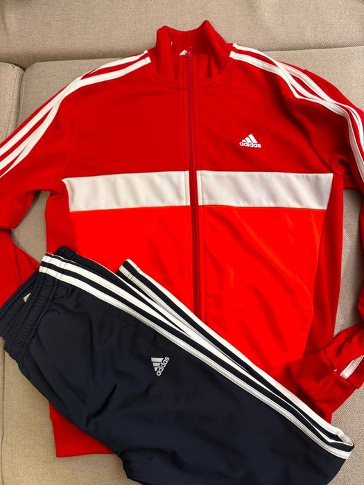 Оригинален Adidas анцуг / спортен екип