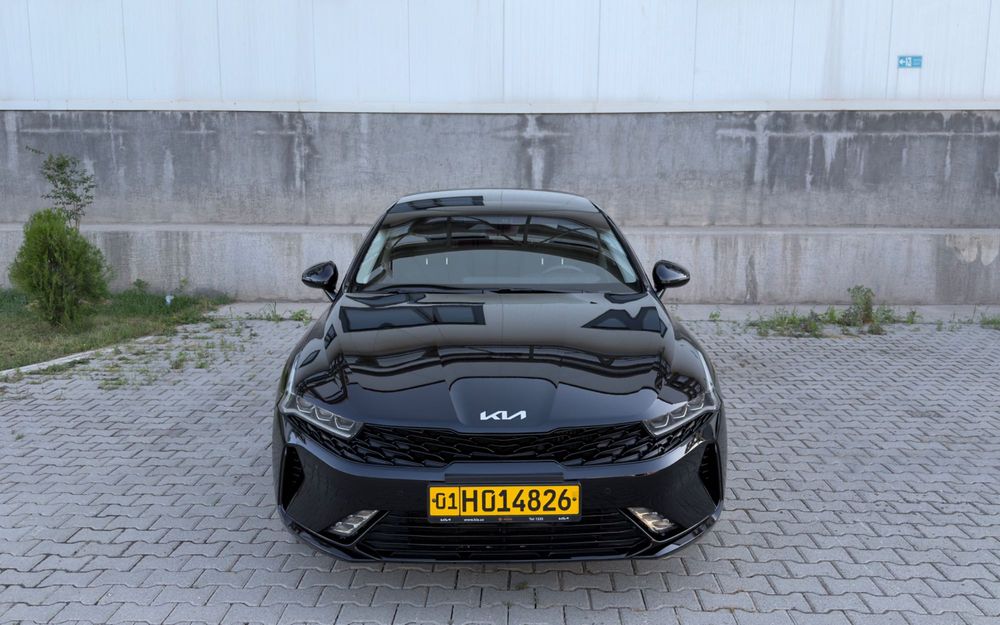 Kia K5 2.0T  //  в идеальном состоянии 23.500km // Qora
