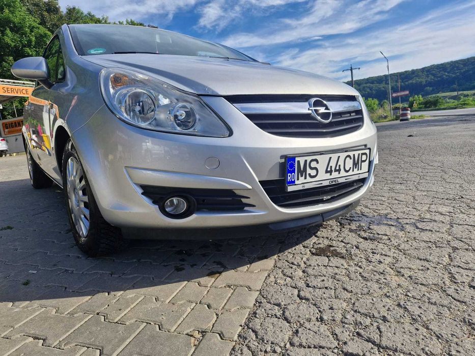 Vand opel corsa automat