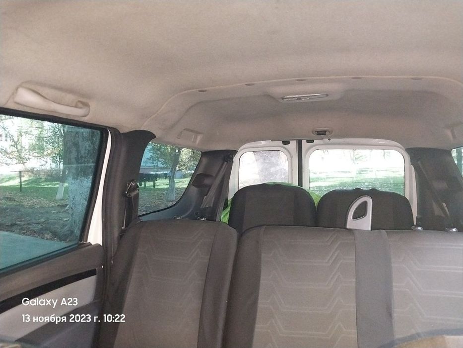 Lada_Largus_cross 1.6_oq