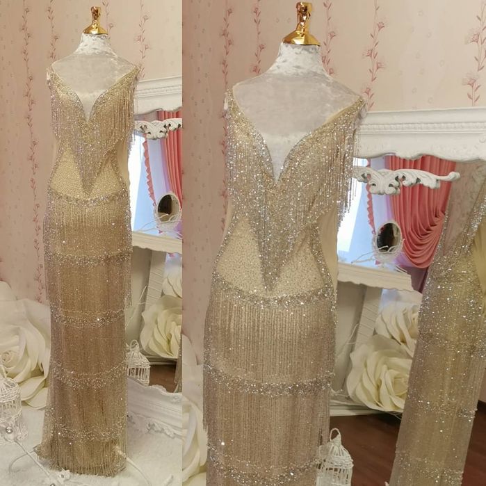 Платье расшитое вручную бисером и пайетками.