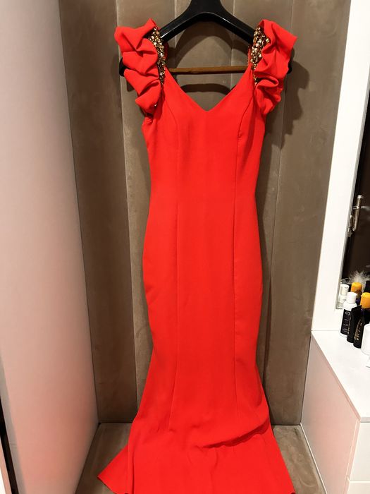 Вечернее платье