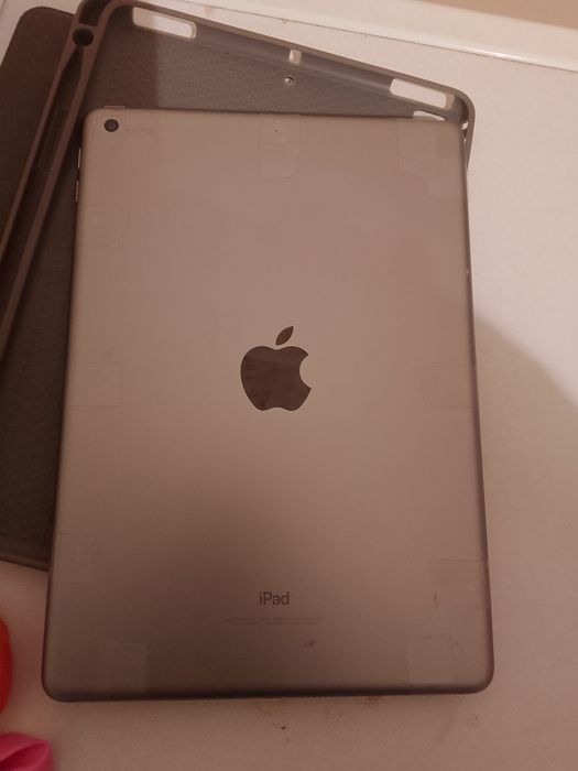 Планшет Айпад 6 2018год