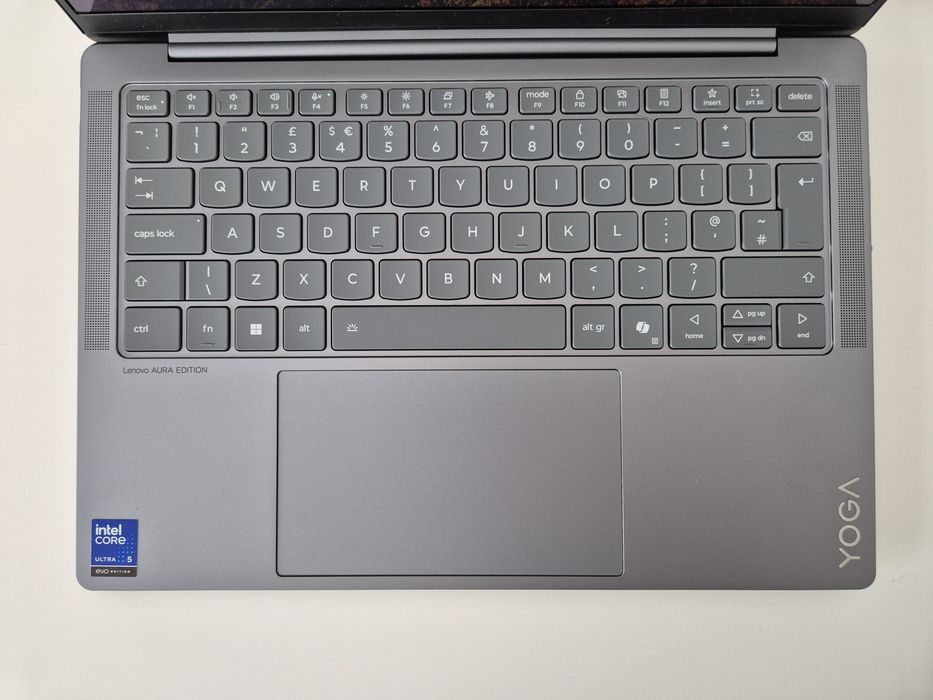 Lenovo Yoga Slim 7 Aura Edition