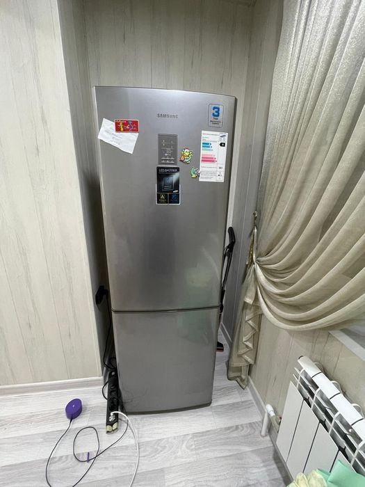 Продам холодильник