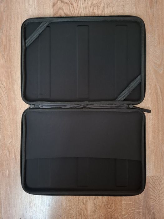Твърд калъф за лаптоп 15.6 инча
