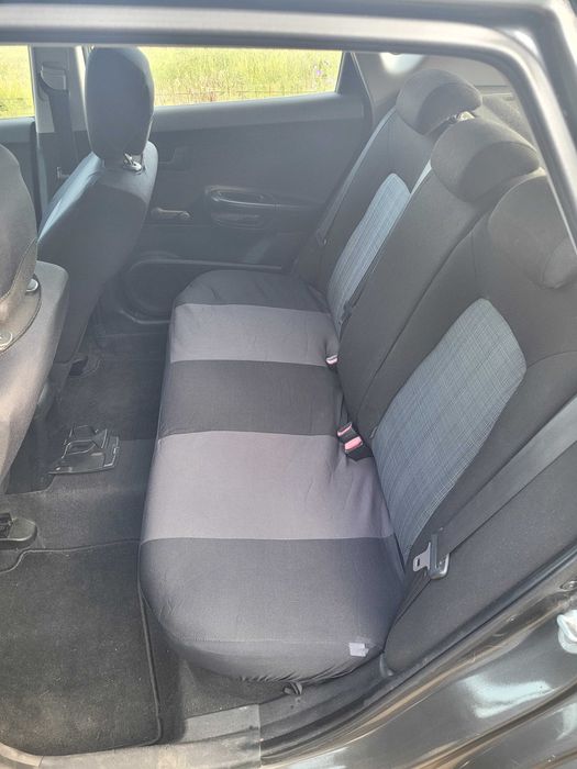 Kia Ceed 2010, 1,4 benzina