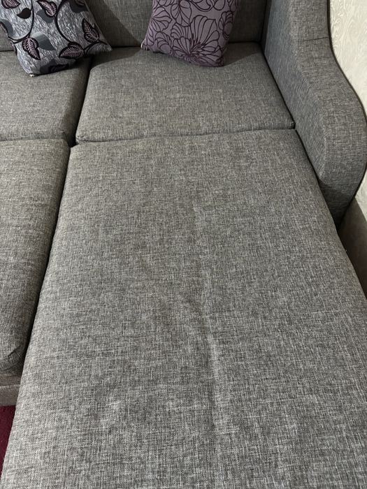 Срочно продается раздвижной диван