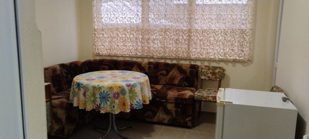 Дава се Под наем