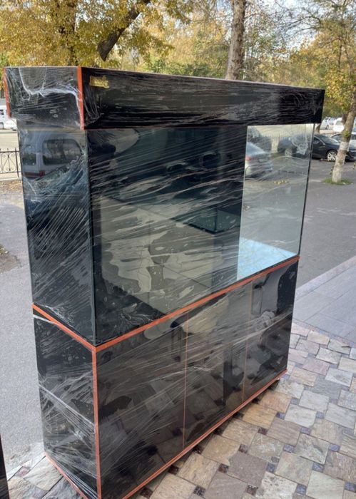 Аквариум с тумбой новый заватской