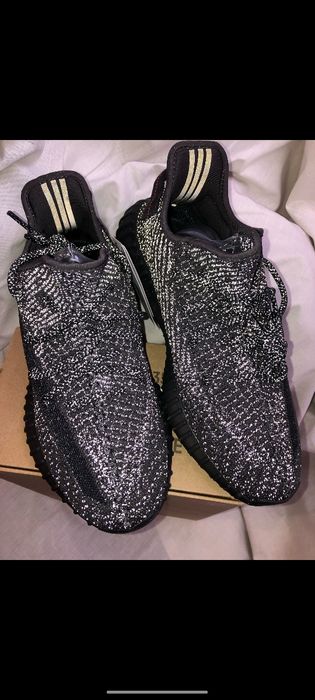 Yeezy boost 350 black reflective