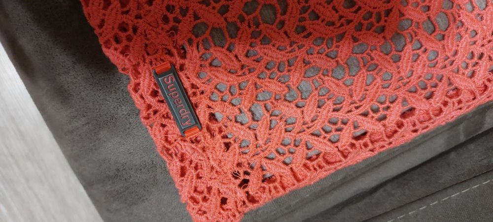 Пола марка Superdry