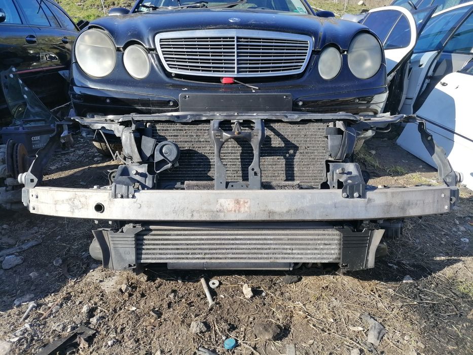 Цяла предница, очиларка, греда, буфери Mercedes W211 W203 W209