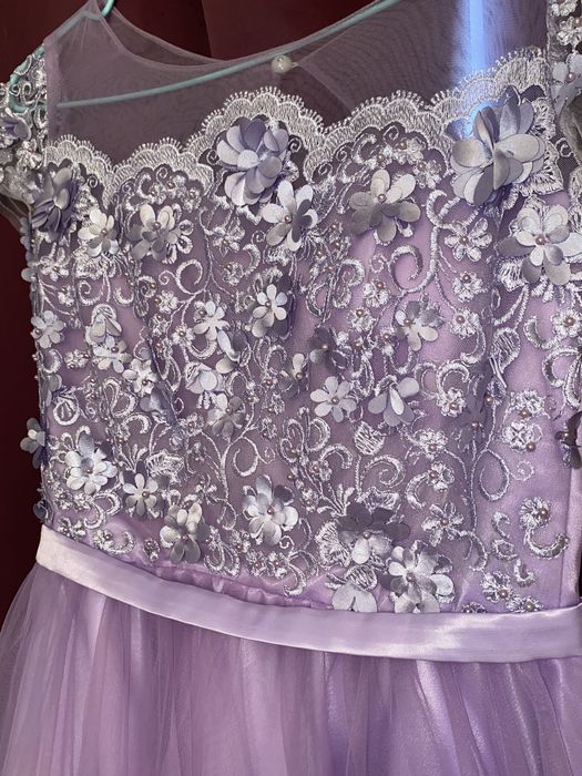 Продам платье в хорошем состоянии