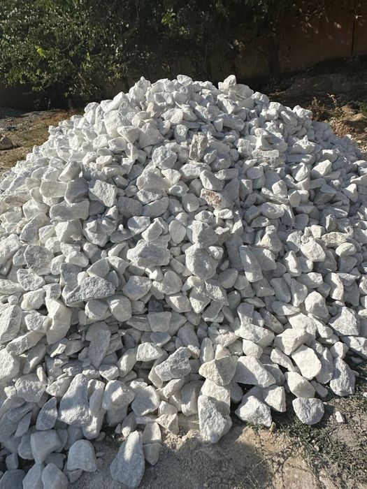 Oq qora tosh Galka. Белый  декоративни Галка камен