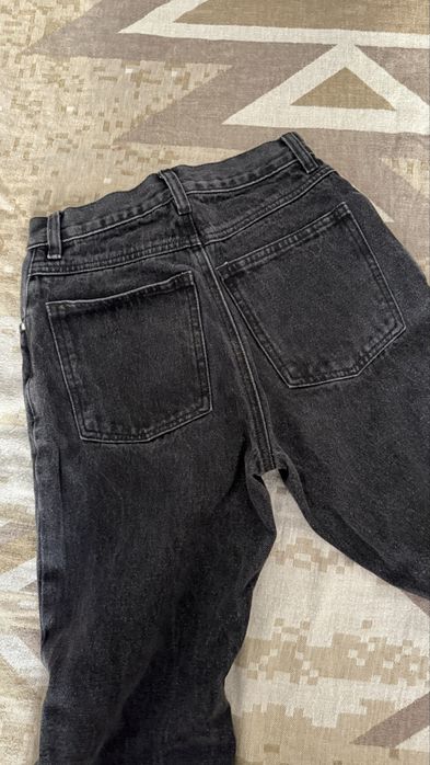 Продам джинсы Lichi размер S