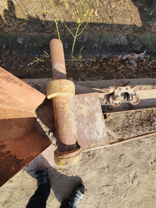 Tokarni sexla uchun kran.