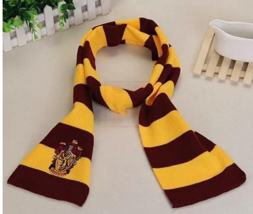 Мягкий и теплый шарф Гарри Поттера,от Гриффиндора
