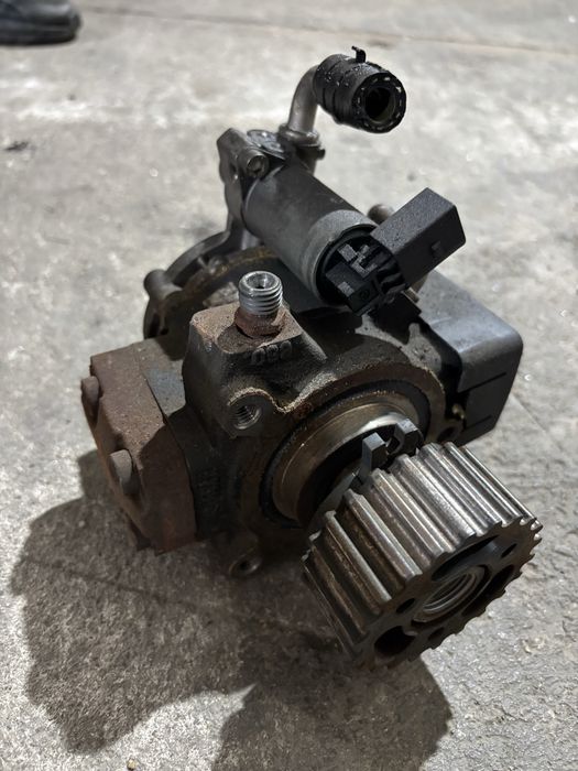 Pompa de inalte 1.6 CAYC