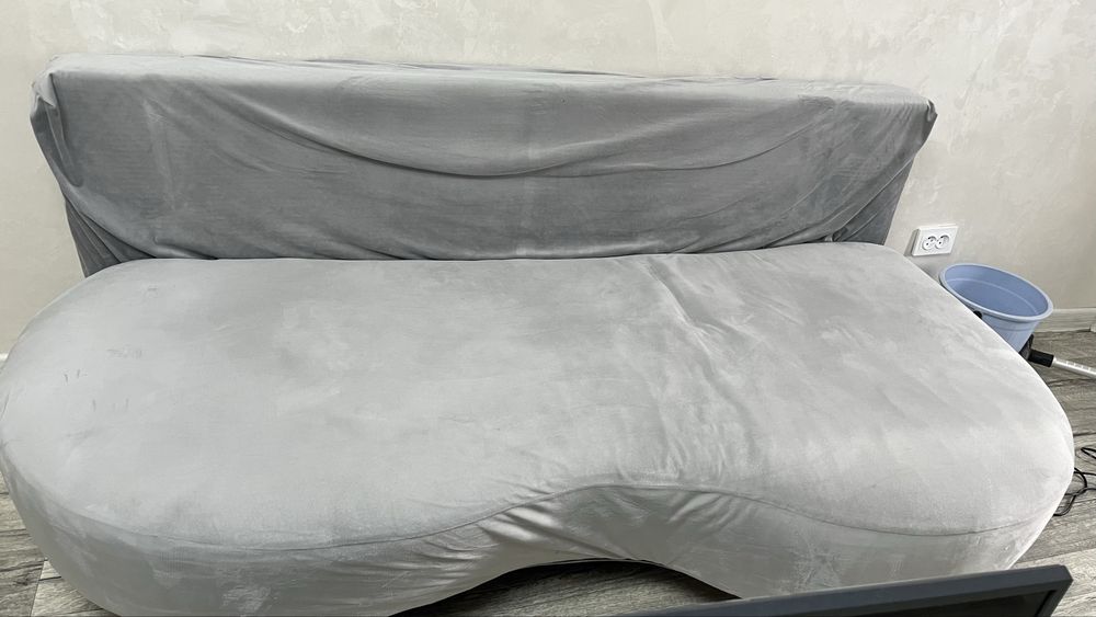 Детская кровать и диван