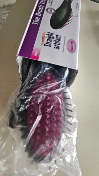 Керамична четка за изправяне на коса