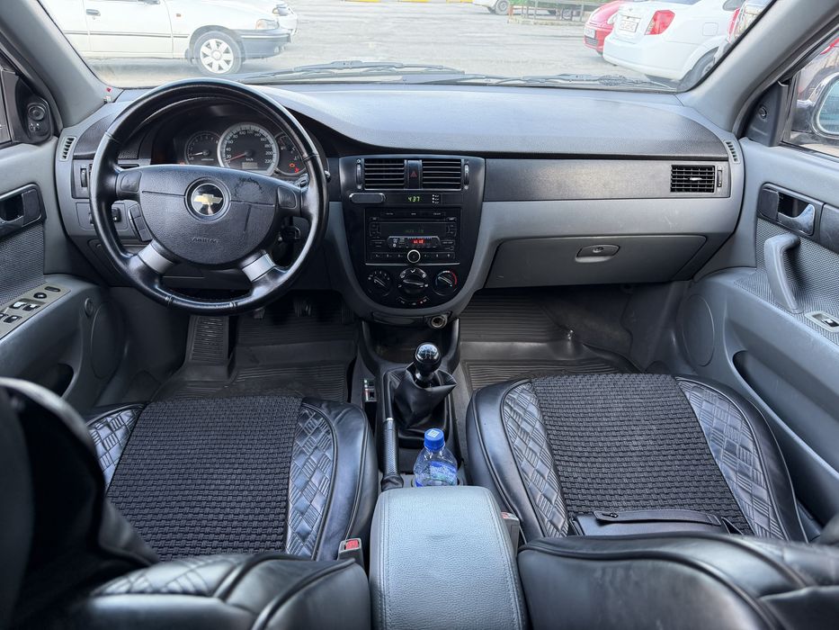 Jentra Lasetti 1.8 sotiladi srochne