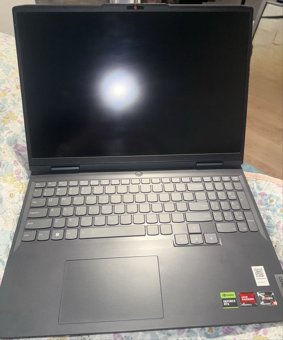 Lenovo IdeaPad 16 (Ryzen 5 6600H, 16GB DDR5, RTX 3050)