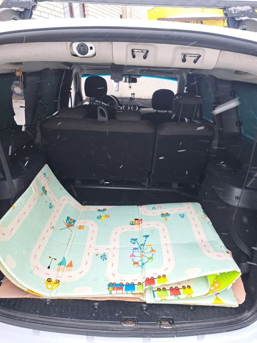 Продам Ларгус 7 мест