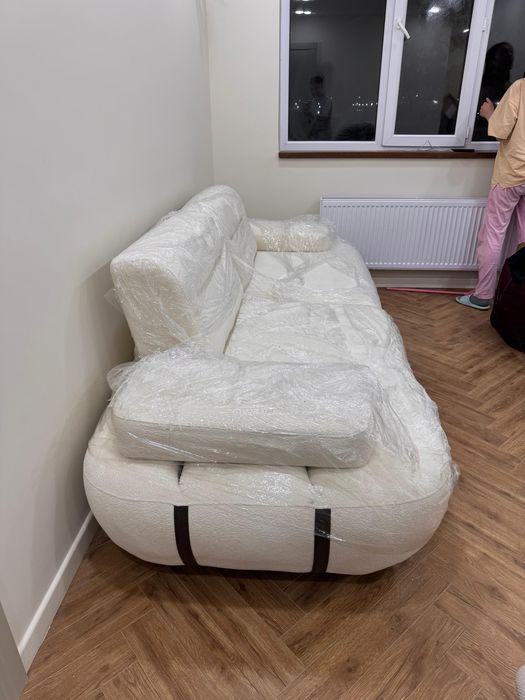 Диван, мебель для гостиной