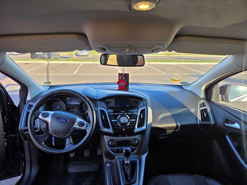 FORD Focus 2014 — imagine 5