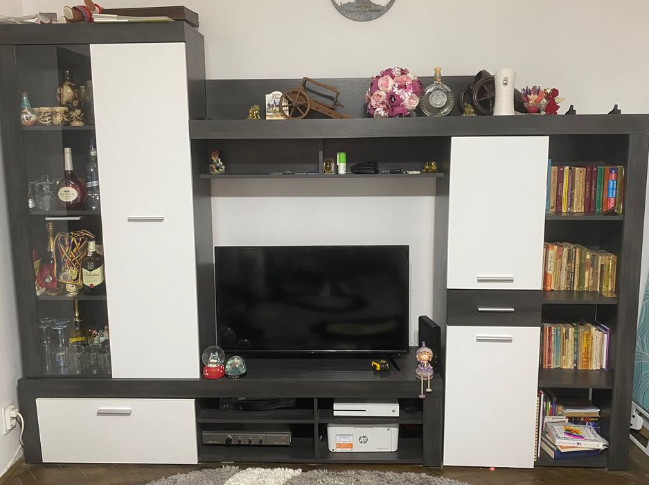 Vând mobilă în stare bună