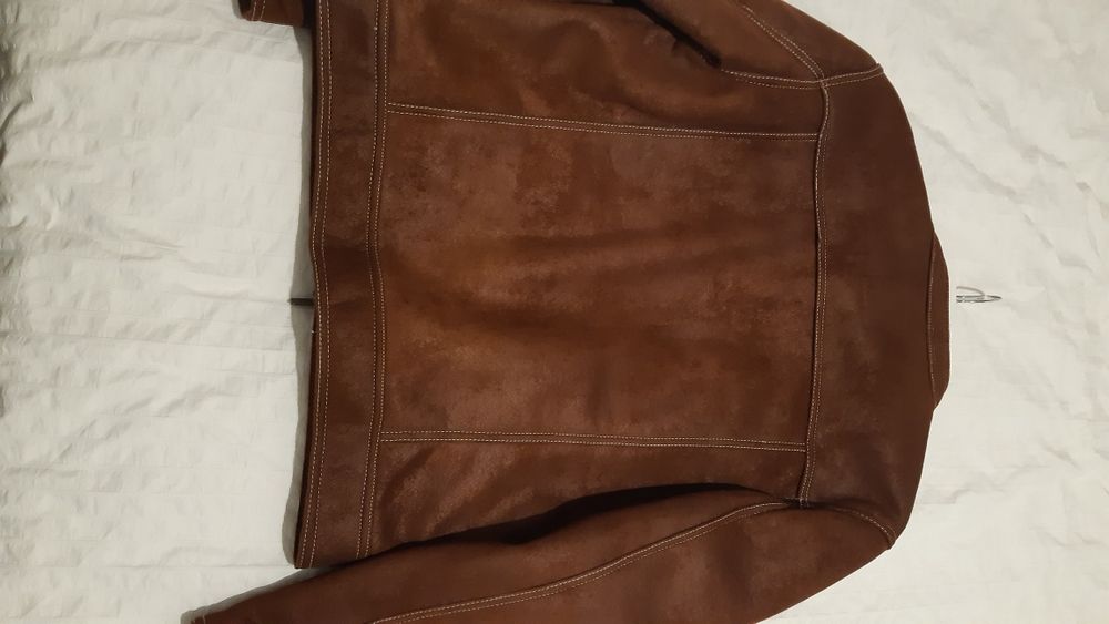 Geacă piele întoarsă