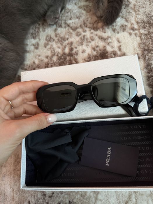 Ochelari de soare Prada