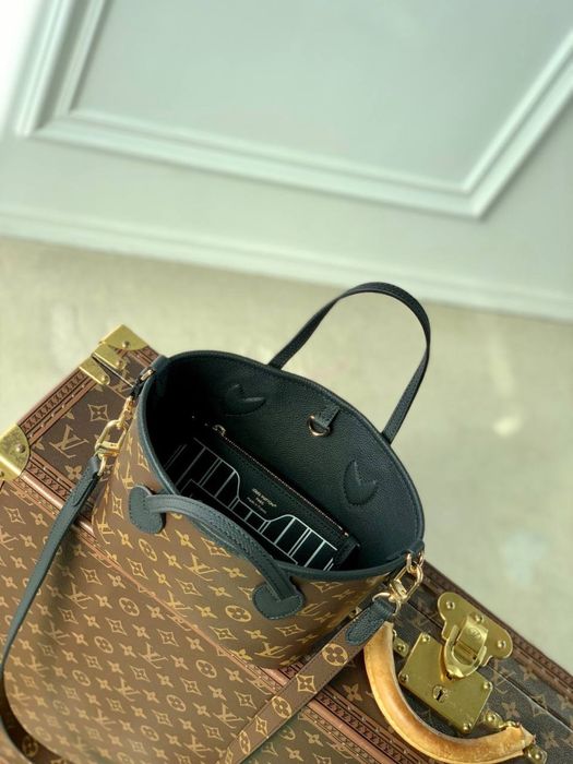 Geanta Louis Vuitton
