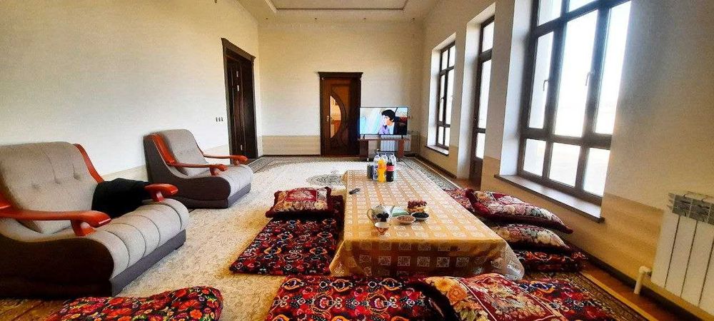 Богот шахарчаси "Октепа" махалласида 2400 кв.м ховли жой сотилади