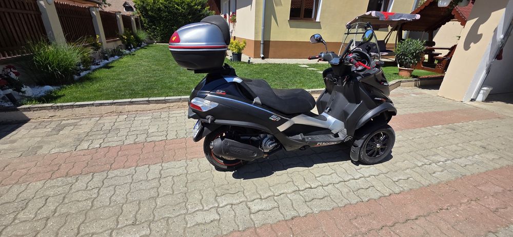 Piaggio mp3   2009