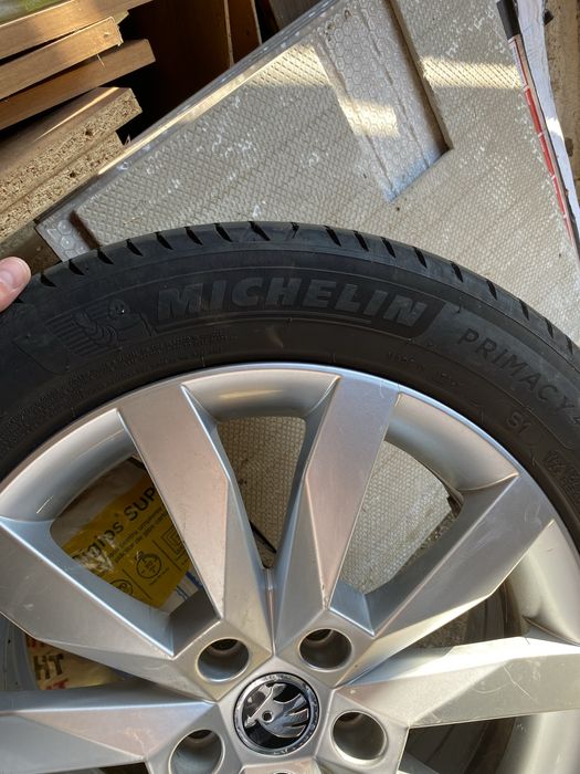 Anvelope vara Michelin R 17