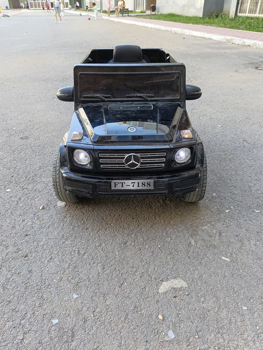 Продам машинку детский