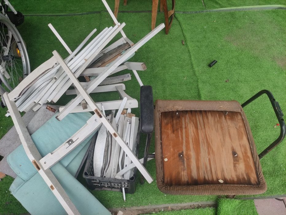 Отдам даром мебель