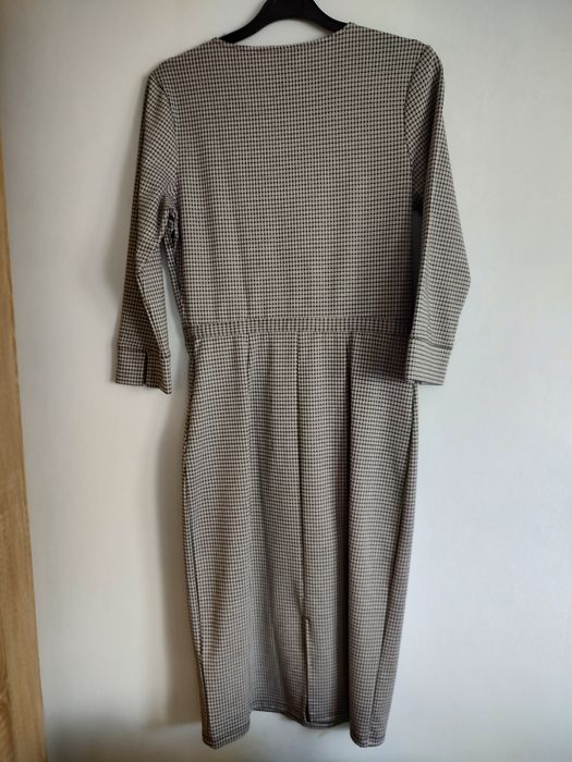 Rochie noua h&m nepurtata