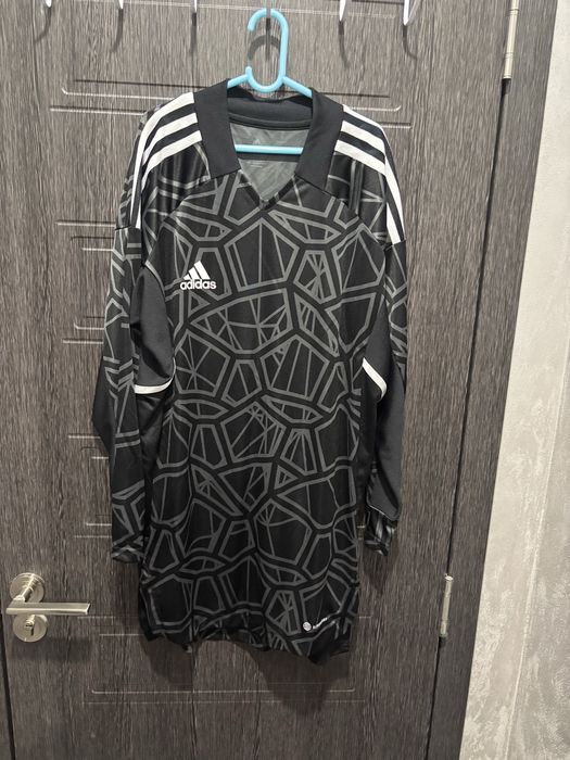 Оригинални  футболни тениски  Adidas