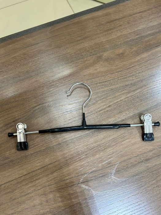 продается Вешалки