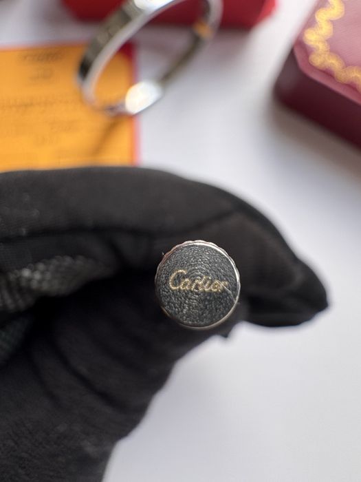 Cartier гривна със сертификати