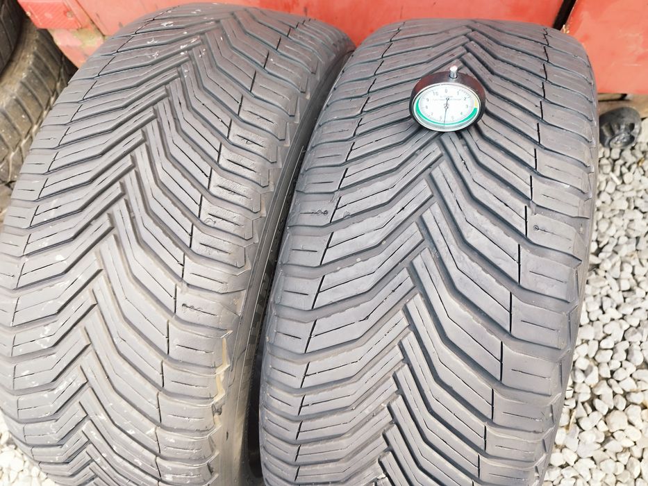 2 броя 235-45-18 Michelin CrossClimate