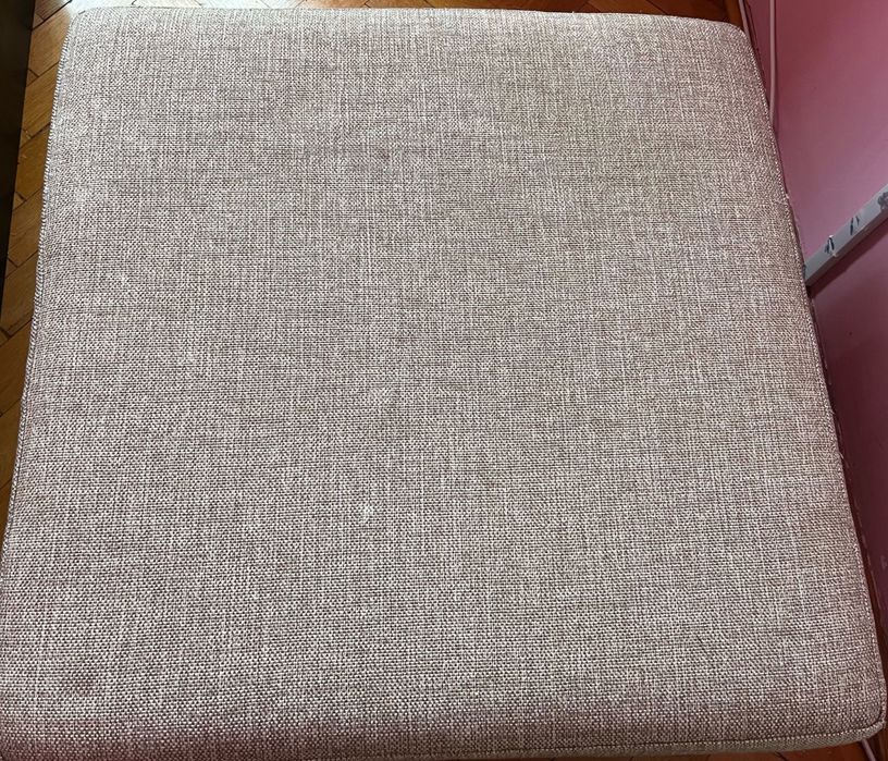 Vând taburet tapitat