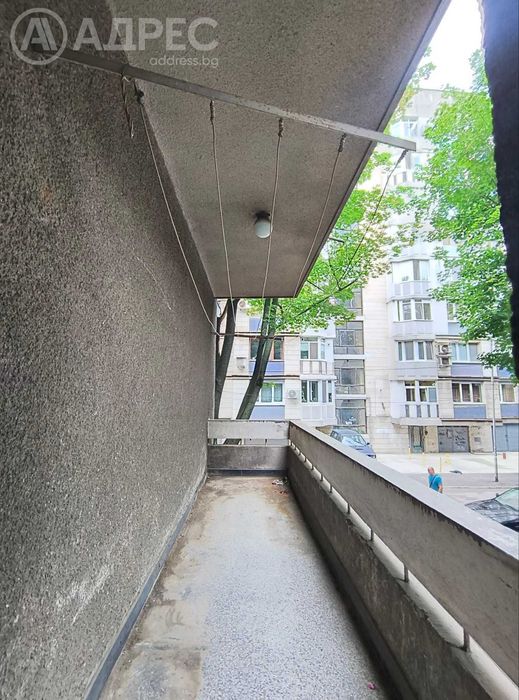 Четиристаен апартамент, Широк Център, 123 кв.м., ет. 2/4, тухла, без подобрения