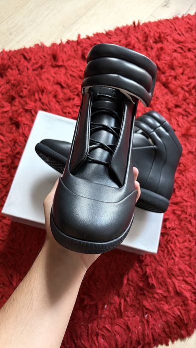 Maison Margiela Futures 43 si 44