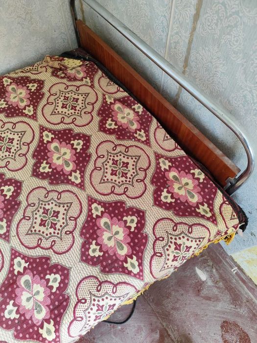 Русенски легла с дюшеци