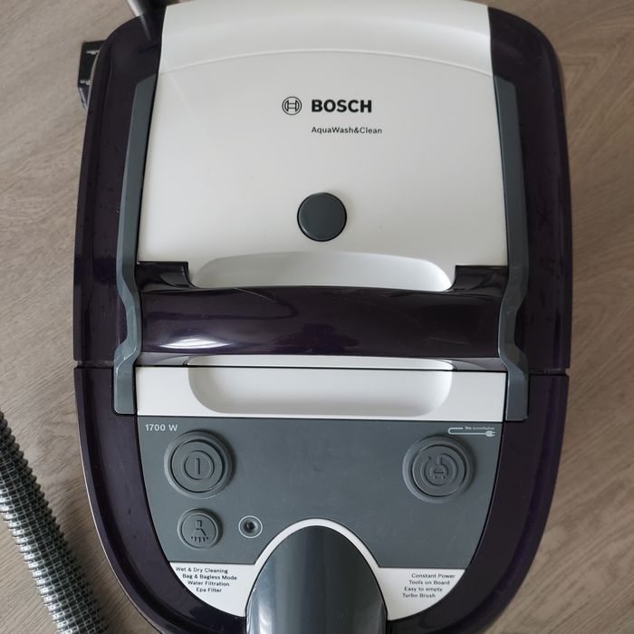 Пылесос Bosch в хорошем состоянии