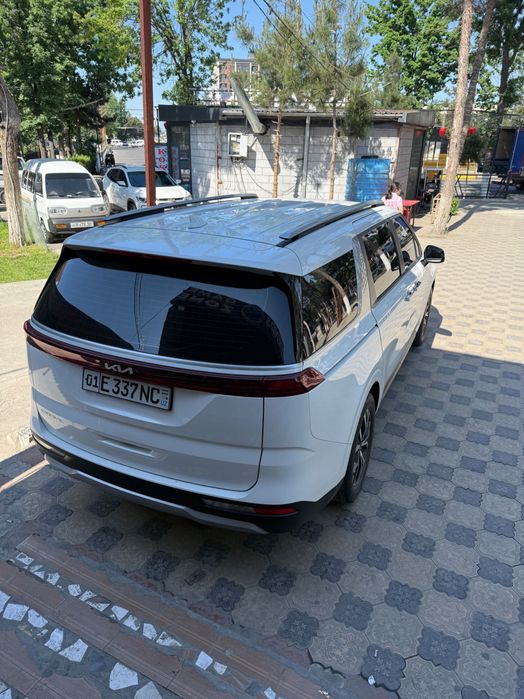Kia Carnival 2023 — 2